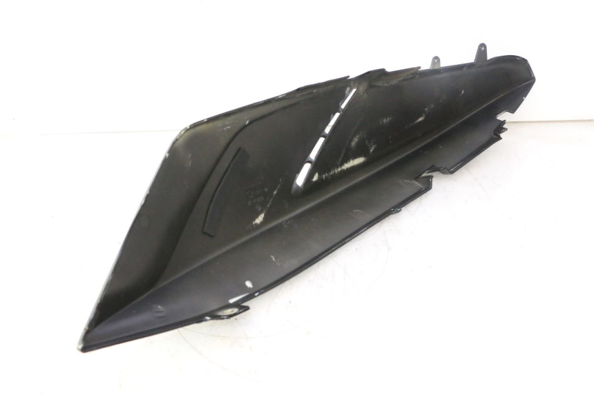photo de CARENADO TRASERO IZQUIERDA GILERA GP 800 (2007 - 2013) - Primer plano de alta resolución