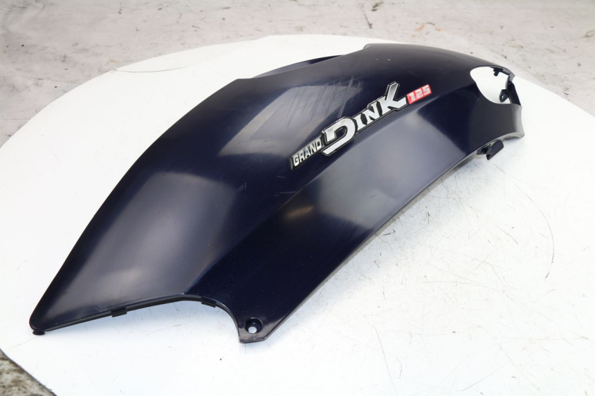 photo de CARENADO TRASERO IZQUIERDA KYMCO GRAND DINK 125 (2008 - 2014) - Vista principal