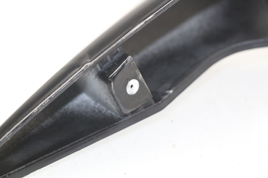 photo de CARENADO TRASERO IZQUIERDA SUZUKI GSX-R GSXR 750 (2011 - 2016) - Detalles de los puntos de fijación