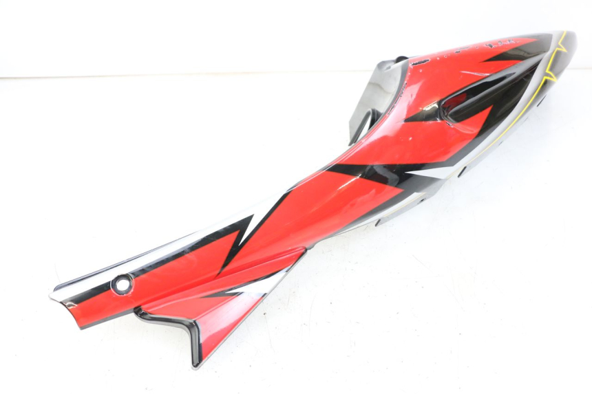 photo de CARENADO TRASERO IZQUIERDA HYOSUNG GTR 125 (2006 - 2008) - Primer plano técnico