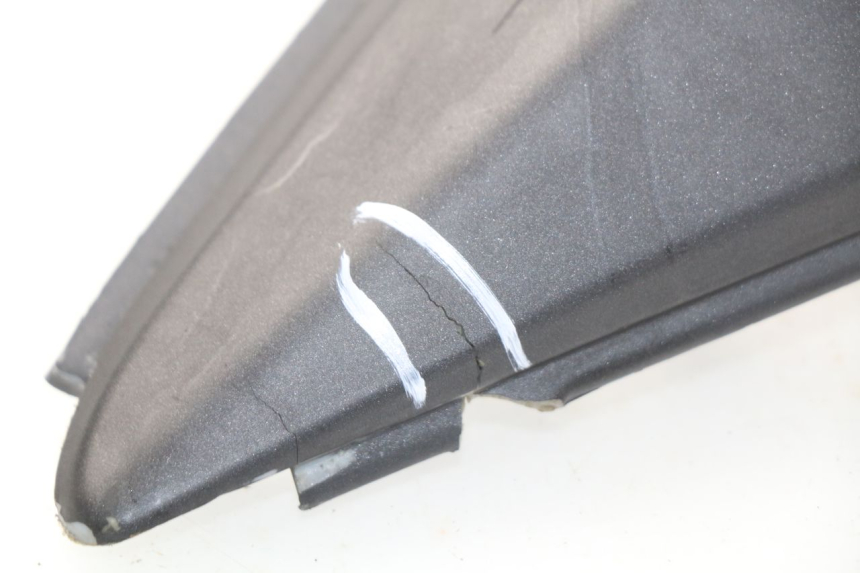 photo de CARENADO TRASERO IZQUIERDA SYM GTS EVO 125 (2009 - 2013) - Recambio usado revisado