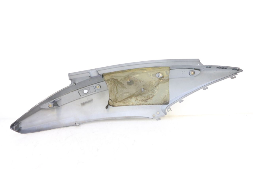 photo de CARENADO TRASERO IZQUIERDA SYM GTS EVO 125 (2009 - 2013) - Recambio usado revisado