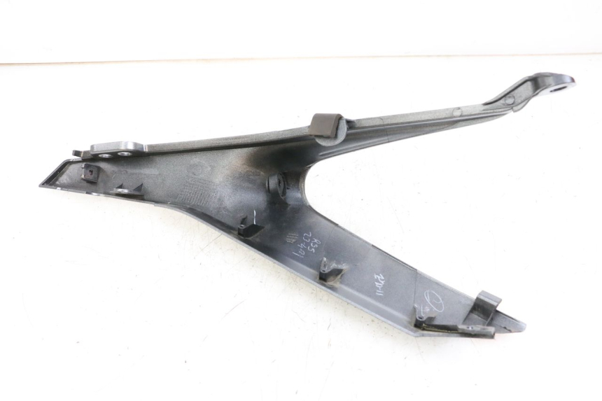 photo de CARENADO TRASERO IZQUIERDA HUSQVARNA SVARTPILEN 401 (2018 - 2023) - Zoom estado de uso