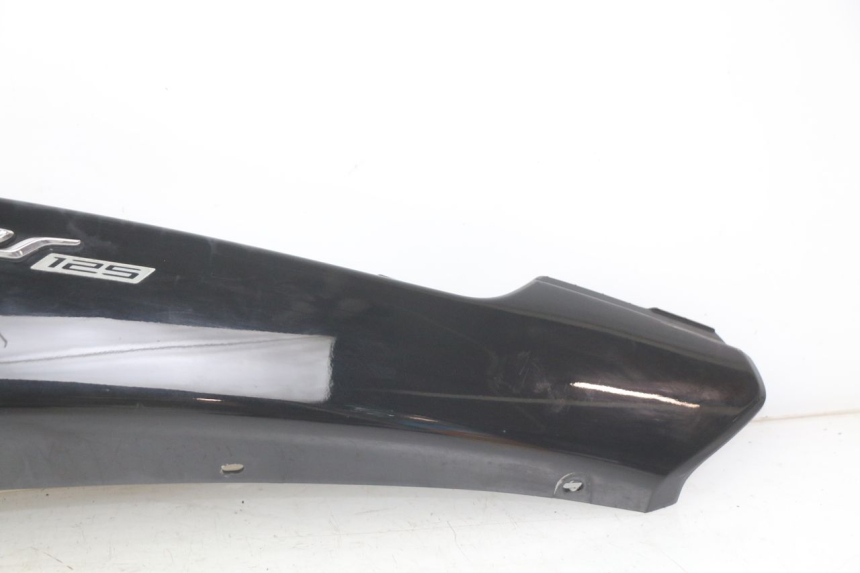 photo de FLANCO TRASERO IZQUIERDO YAMAHA HW XENTER 125 (2011 - 2017) - Zoom sobre los componentes