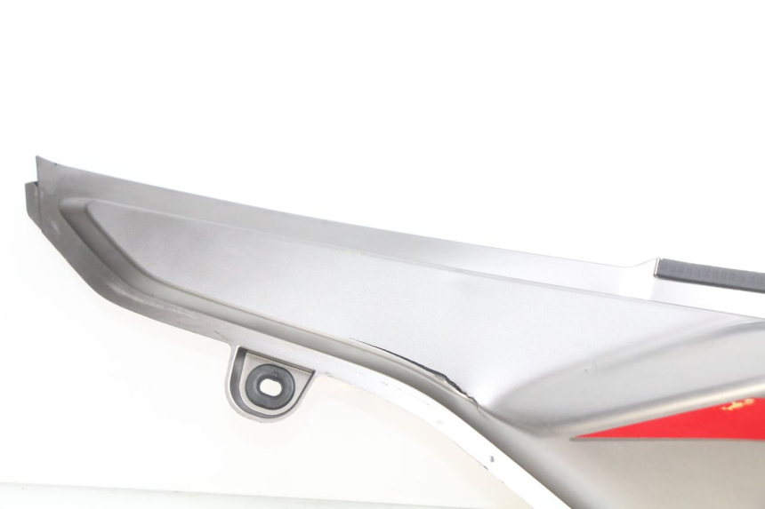 photo de CARENADO TRASERO IZQUIERDA HONDA INTEGRA NC D 750 (2016 - 2018) - Enfoque en la estructura