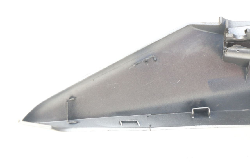 photo de CARENADO TRASERO IZQUIERDA HONDA INTEGRA NC D 750 (2016 - 2018) - Primer plano técnico