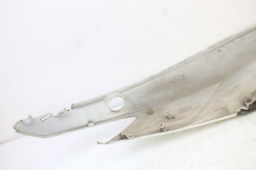 photo de FLANCO TRASERO IZQUIERDO SYM JET 14 4T 50 (2018 - 2022) - Estado de la superficie y material