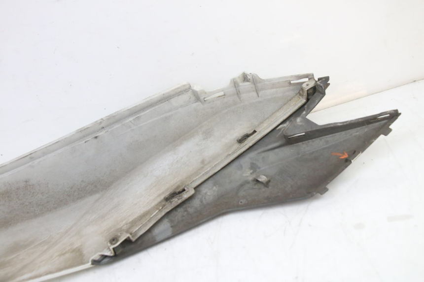 photo de FLANCO TRASERO IZQUIERDO SYM JET 14 4T 50 (2018 - 2022) - Marcados y referencias originales
