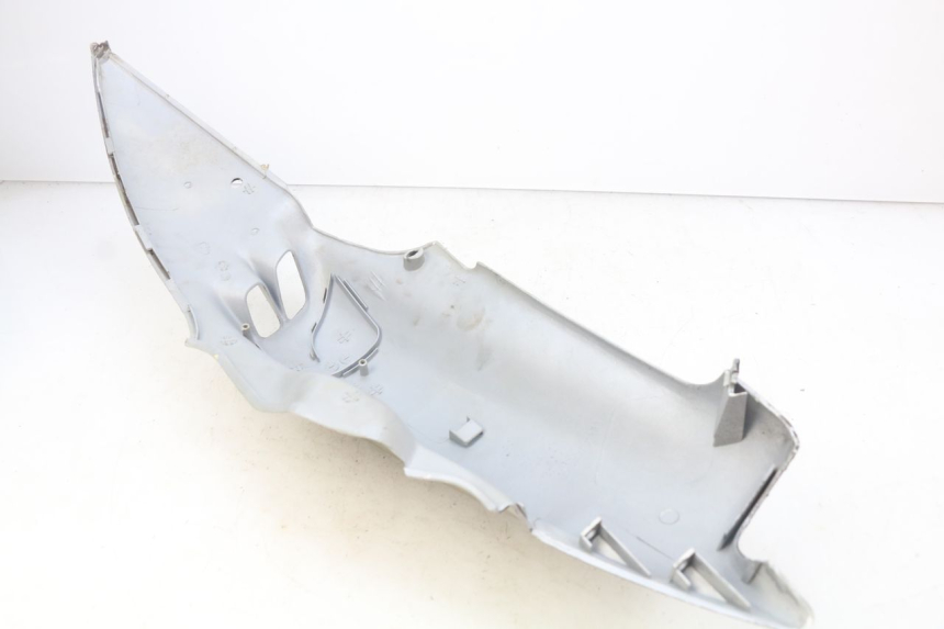 photo de FLANCO TRASERO IZQUIERDO SYM JET EURO X 2T 50 (2003 - 2007) - Detalle de la pieza