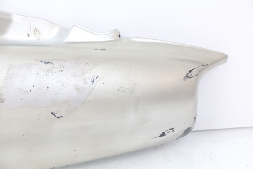 photo de FLANCO TRASERO IZQUIERDO SYM JET EURO X 2T 50 (2003 - 2007) - Primer plano de alta resolución