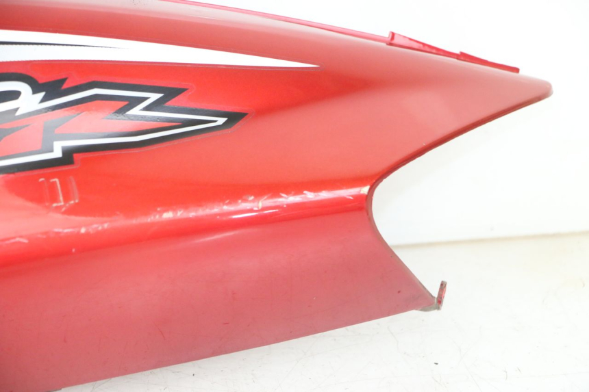 photo de CARENADO TRASERO IZQUIERDA YAMAHA JOG R 50 (2004 - 2014) - Zoom sobre los componentes