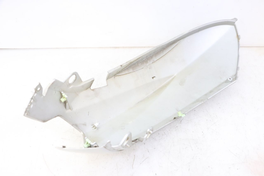 photo de CARENADO TRASERO IZQUIERDA PEUGEOT KISBEE 2T 50 (2018 - 2022) - Vista general del producto