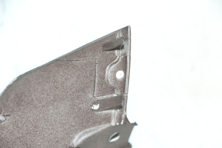 photo de FLANCO TRASERO IZQUIERDO PEUGEOT KISBEE 2T 50 (2010 - 2017) - Detalle de la pieza