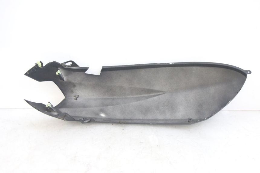 photo de FLANCO TRASERO IZQUIERDO PEUGEOT KISBEE 4T 50 (2010 - 2017) - Detalle de la pieza