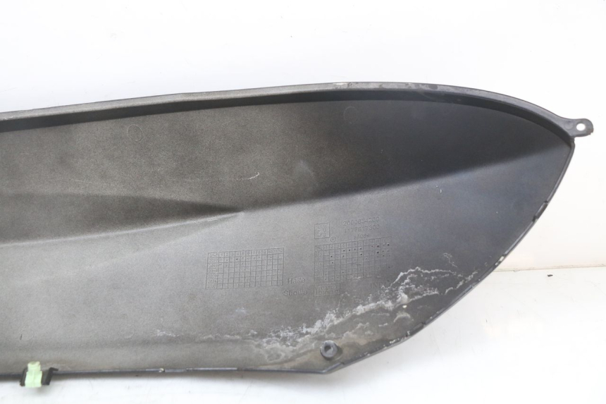 photo de FLANCO TRASERO IZQUIERDO PEUGEOT KISBEE 4T 50 (2018 - 2022) - Detalles de los puntos de fijación