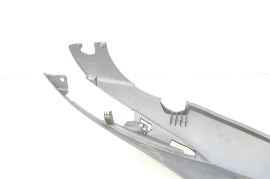 photo de FLANCO TRASERO IZQUIERDO PIAGGIO LIBERTY IGET 4T 50 (2015 - 2020) - Detalle de la pieza