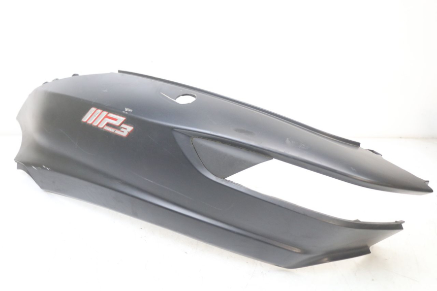 photo de CARENADO TRASERO IZQUIERDA PIAGGIO MP3 HPE 350 (2018 - 2020) - Primer plano técnico