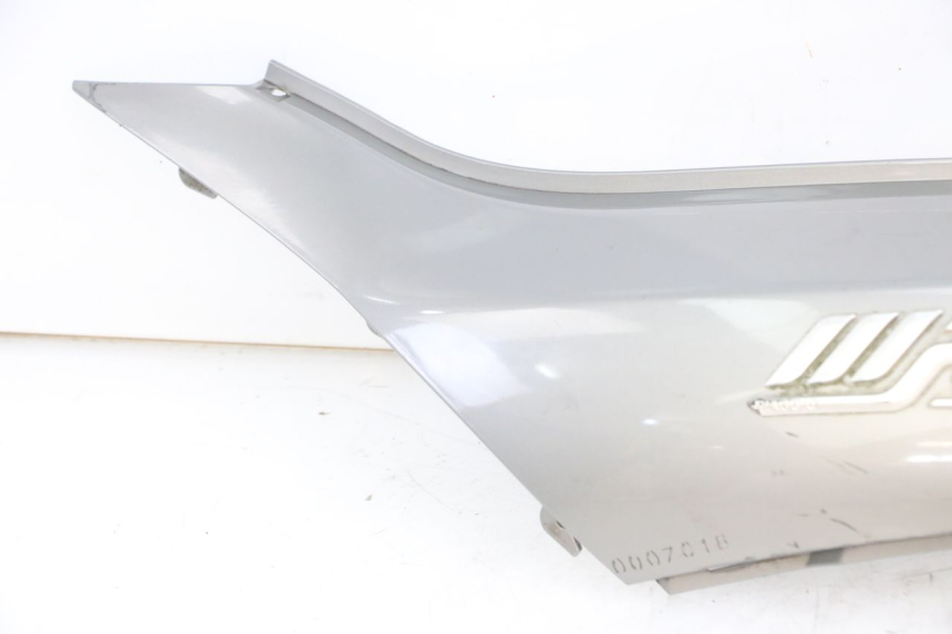 photo de CARENADO TRASERO IZQUIERDA PIAGGIO MP3 LT 300 (2010 - 2016) - Zoom sobre los componentes