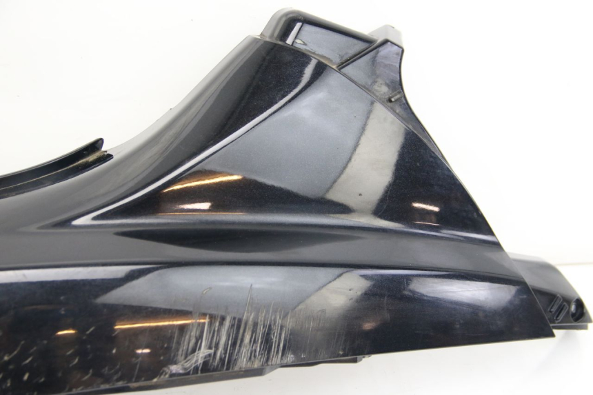 photo de FLANCO TRASERO IZQUIERDO PIAGGIO MP3 125 (2006 - 2014) - Detalle de la pieza