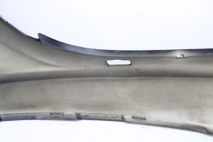 photo de FLANCO TRASERO IZQUIERDO PIAGGIO MP3 125 (2006 - 2014) - Detalles de los puntos de fijación