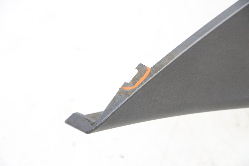 photo de CARENADO TRASERO IZQUIERDA PIAGGIO MP3 500 (2016 - 2018) - Zoom sobre los componentes