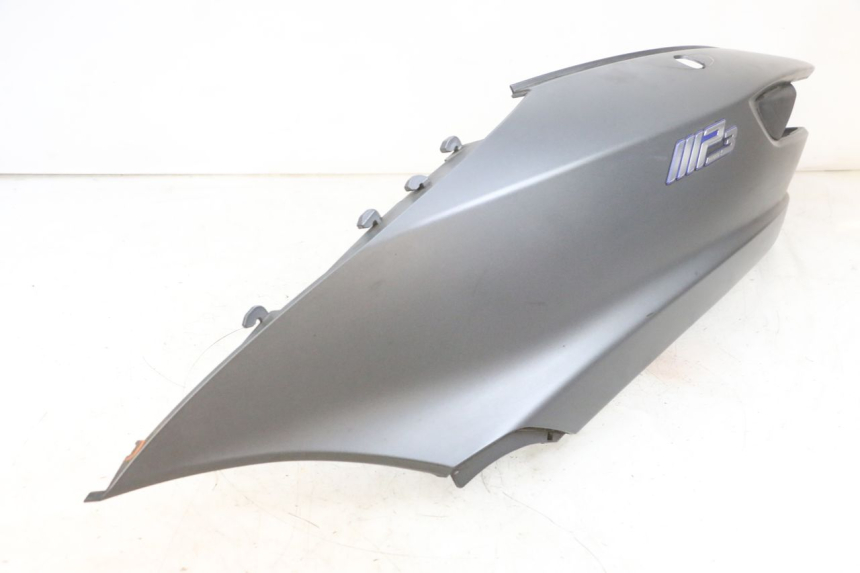 photo de CARENADO TRASERO IZQUIERDA PIAGGIO MP3 500 (2016 - 2018) - Primer plano de alta resolución