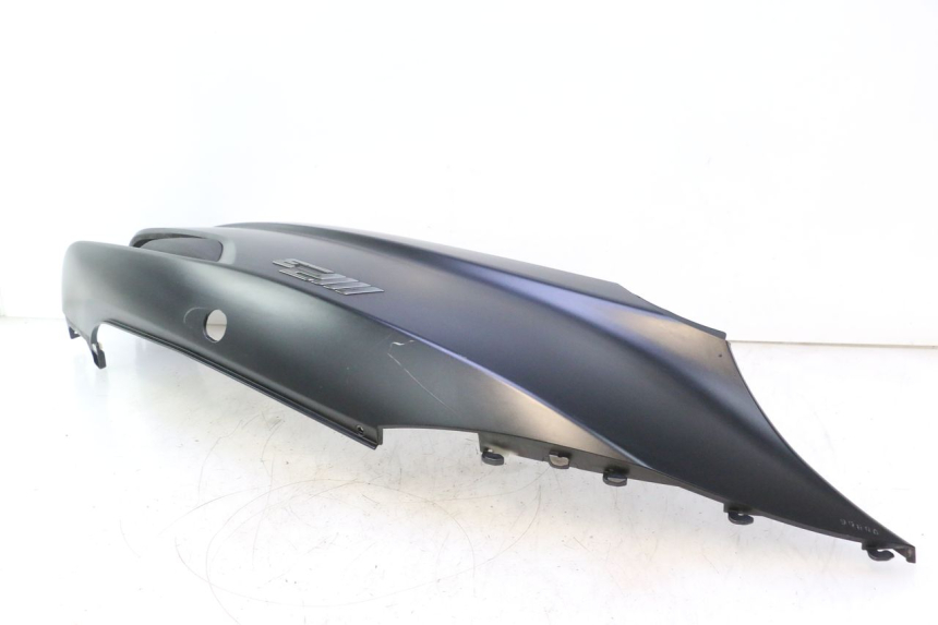 photo de CARENADO TRASERO IZQUIERDA PIAGGIO MP3 500 (2016 - 2018) - Detalles de los puntos de fijación