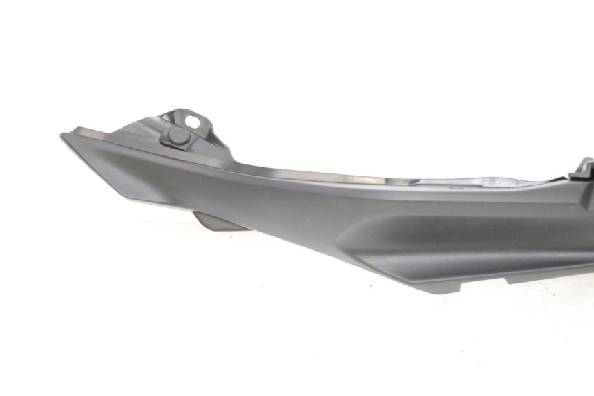 photo de CARENADO TRASERO IZQUIERDA YAMAHA MT-07 MT07 ABS 700 (2018 - 2020) - Detalle de la pieza