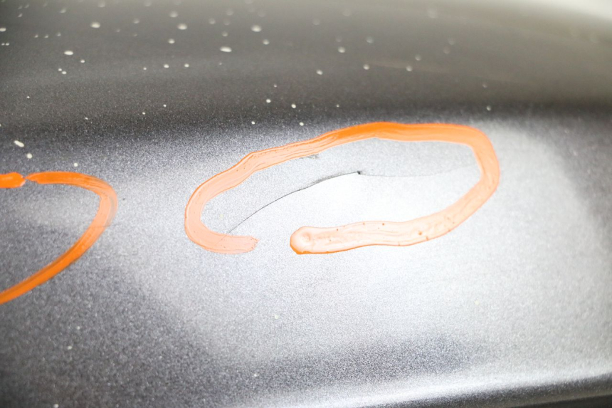 photo de CARENADO TRASERO IZQUIERDA YAMAHA NEO'S NEOS 2T 50 (1998 - 2007) - Detalles de los puntos de fijación