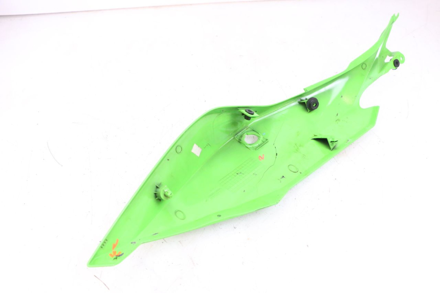 photo de CARENADO TRASERO IZQUIERDA KAWASAKI NINJA 400 (2018 - 2023) - Otra perspectiva
