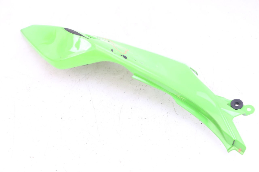 photo de CARENADO TRASERO IZQUIERDA KAWASAKI NINJA 400 (2018 - 2023) - Estado de la superficie y material