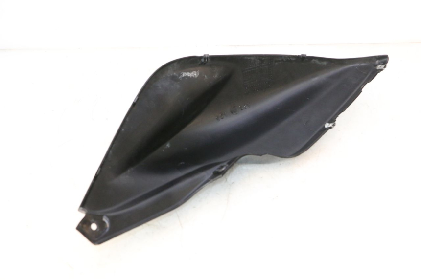 photo de CARENADO TRASERO IZQUIERDA MBK NITRO 50 (2004 - 2008) - Detalle de la pieza