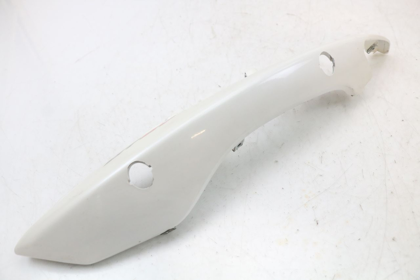 photo de CARENADO TRASERO IZQUIERDA MOTO GUZZI NORGE 8V GT 1200 (2011 - 2016) - Otra perspectiva