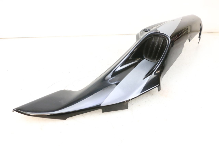 photo de CARENADO TRASERO IZQUIERDA HONDA NSR R 125 (1994 - 2003) - Primer plano de alta resolución