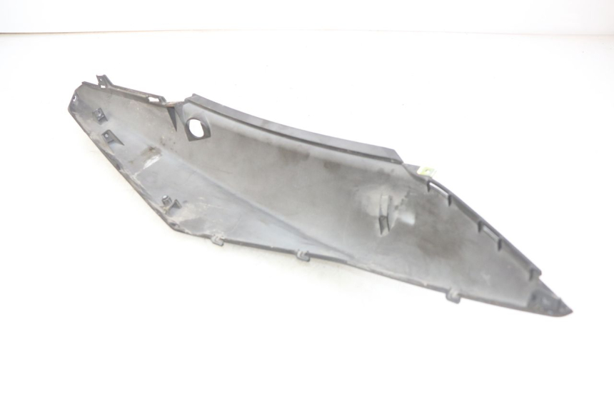 photo de CARENADO TRASERO IZQUIERDA SYM ORBIT III 3 4T 50 (2021 - 2025) - Zoom estado de uso