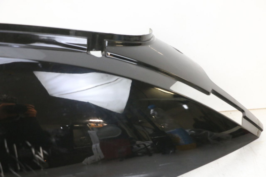 photo de CARENADO TRASERO IZQUIERDA EFUN PUSA 1 - Características distintivas