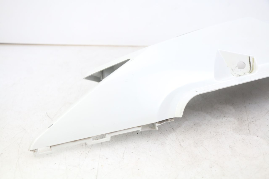 photo de FLANCO TRASERO IZQUIERDO DAELIM S3 125 (2010 - 2017) - Marcados y referencias originales