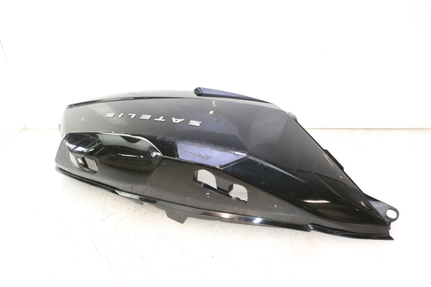 photo de CARENADO TRASERO IZQUIERDA PEUGEOT SATELIS 125 (2006 - 2009) - Otra vista del artículo