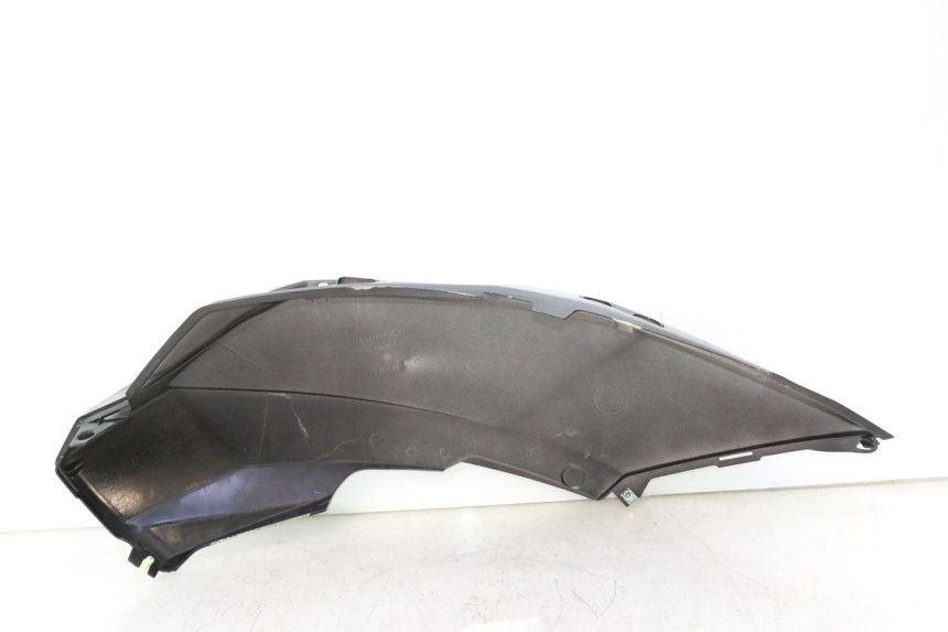photo de CARENADO TRASERO IZQUIERDA PEUGEOT SATELIS 125 (2006 - 2009) - Características distintivas