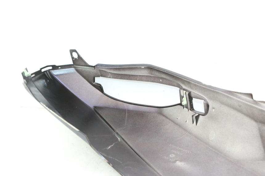 photo de CARENADO TRASERO IZQUIERDA PEUGEOT SATELIS 125 (2006 - 2009) - Inspección visual detallada