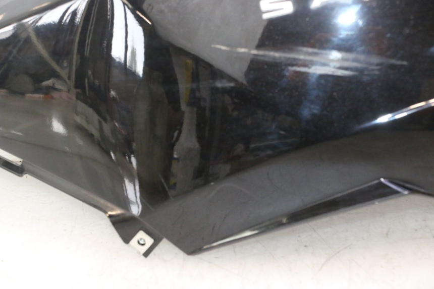 photo de CARENADO TRASERO IZQUIERDA PEUGEOT SATELIS 125 (2006 - 2009) - Zoom estado de uso
