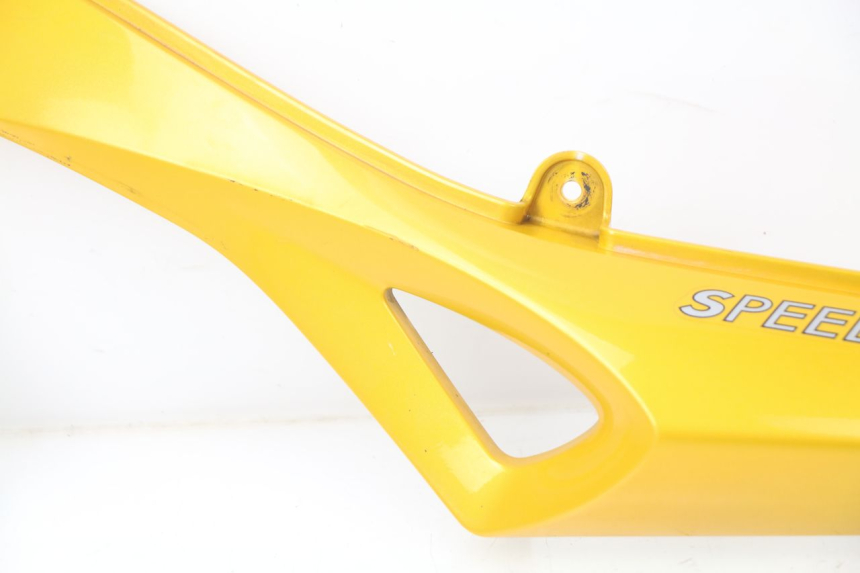 photo de CARENADO TRASERO IZQUIERDA TRIUMPH SPEED TRIPLE 1050 (2005 - 2007) - Marcados y referencias originales