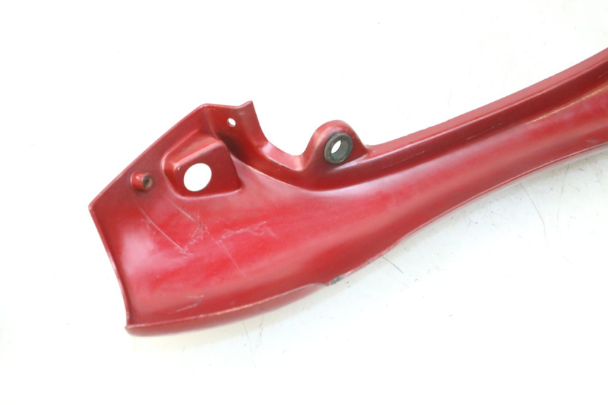 photo de CARENADO TRASERO IZQUIERDA TRIUMPH SPRINT 900 (1995 - 1998) - Detalles de los puntos de fijación