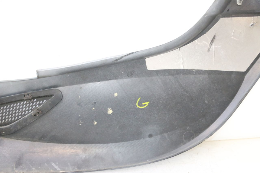 photo de CARENADO TRASERO IZQUIERDA CAN-AM SPYDER RS 1000 (2008 - 2012) - Estado de la superficie y material