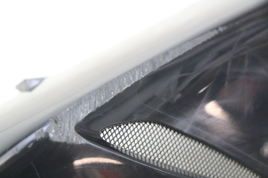 photo de FLANCO TRASERO IZQUIERDO APRILIA SR 2T 50 (2012 - 2017) - Detalles de los puntos de fijación