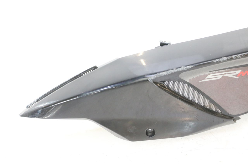 photo de CARENADO TRASERO IZQUIERDA APRILIA SR MOTARD 50 (2012 - 2018) - Detalle de la pieza