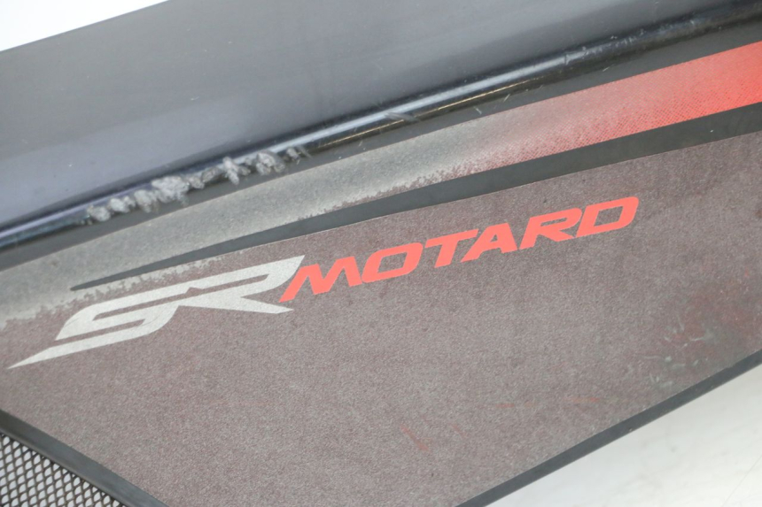 photo de CARENADO TRASERO IZQUIERDA APRILIA SR MOTARD 50 (2012 - 2018) - Otra perspectiva