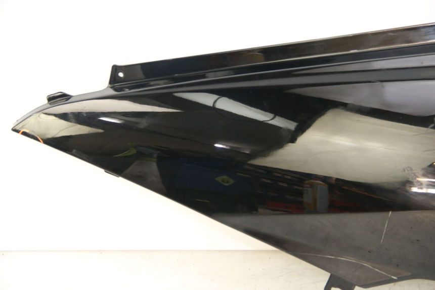 photo de CARENADO TRASERO IZQUIERDA RAZZO STEED 125 (2012 - 2018) - Zoom sobre los componentes