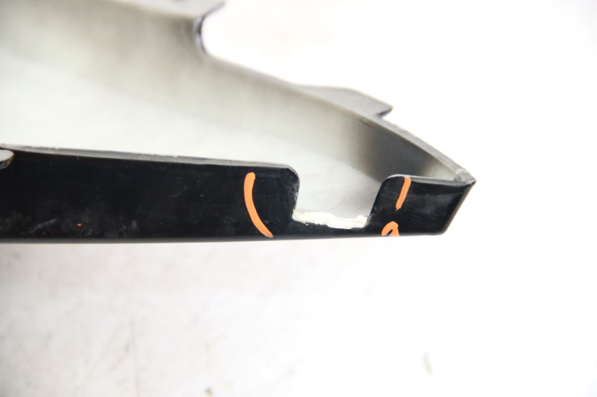 photo de CARENADO TRASERO IZQUIERDA RAZZO STEED 125 (2012 - 2018) - Primer plano técnico