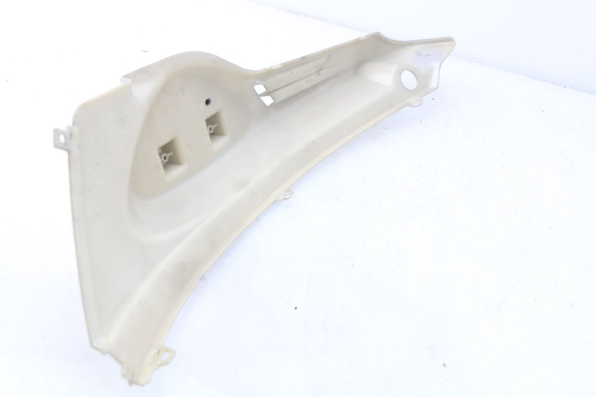 photo de FLANCO TRASERO IZQUIERDO MBK STUNT NAKED 50 (2004 - 2018) - Vista general del producto